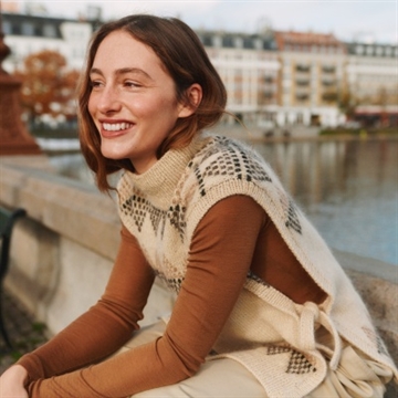 BETH WARMER - Isager Archives 2