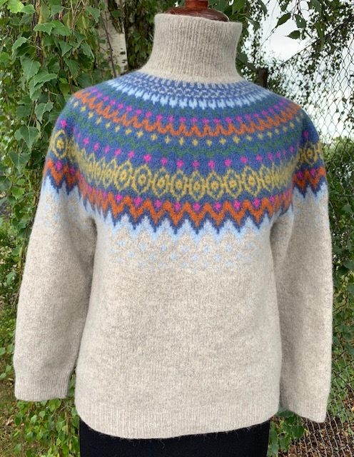 Online salg af Navia garn - og filt en Sweater!
