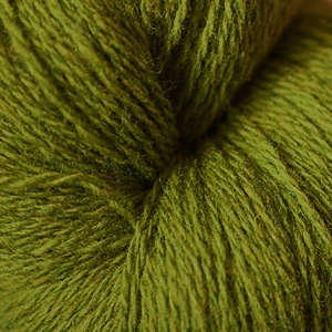 Snældan færøsk uld 2 tråde oliven grøn colour 27